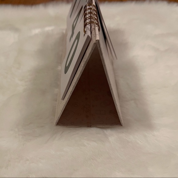 Bride's wedding day countdown tracker - Picture 3 of 5